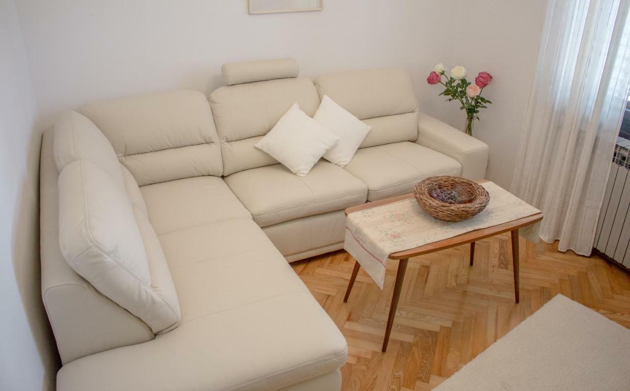 Ferienwohnung Apartman Mariolina Krk Town Exterior foto